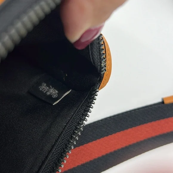 Coach Heritage Convertible Crossbody - Picture 12 of 16